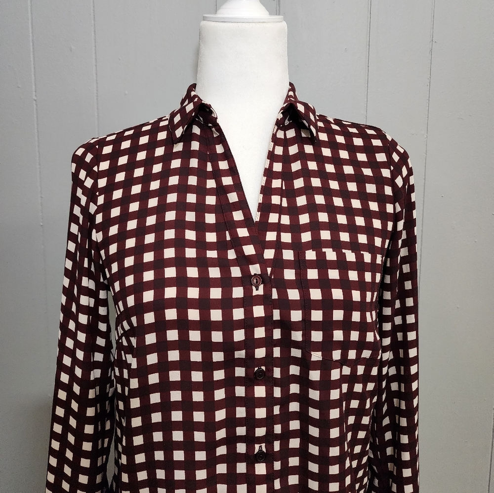 4/25$ The Limited Ashton Button Up Blouse Size XS - Picture 4 of 12